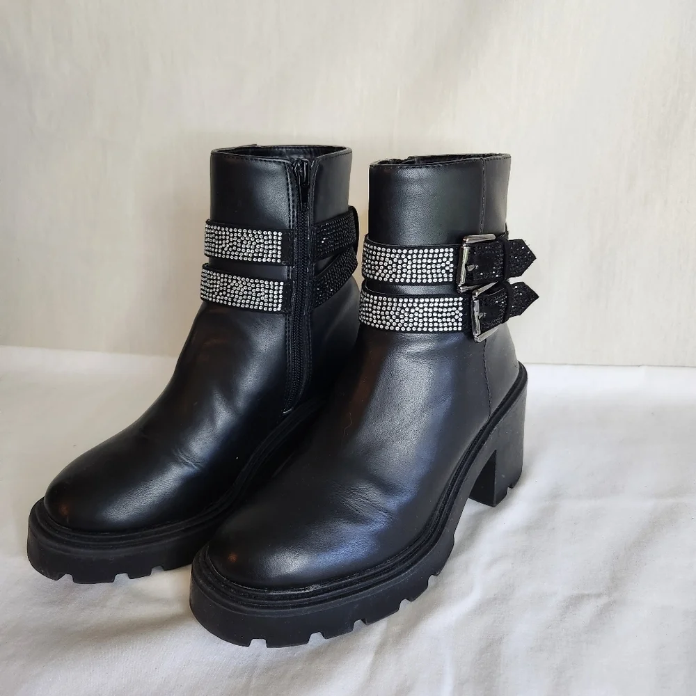 Steve Madden Women's Boots Black Belted Crystal Studded. Size 5M steampunk. - Picture 3 of 7
